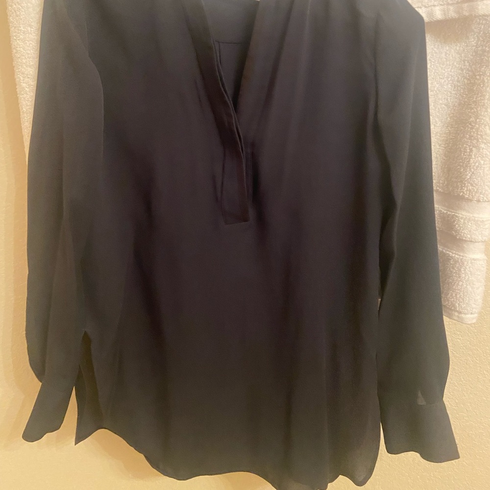 Vince band collar navy 100% silk blouse w black trim on collar and wrists